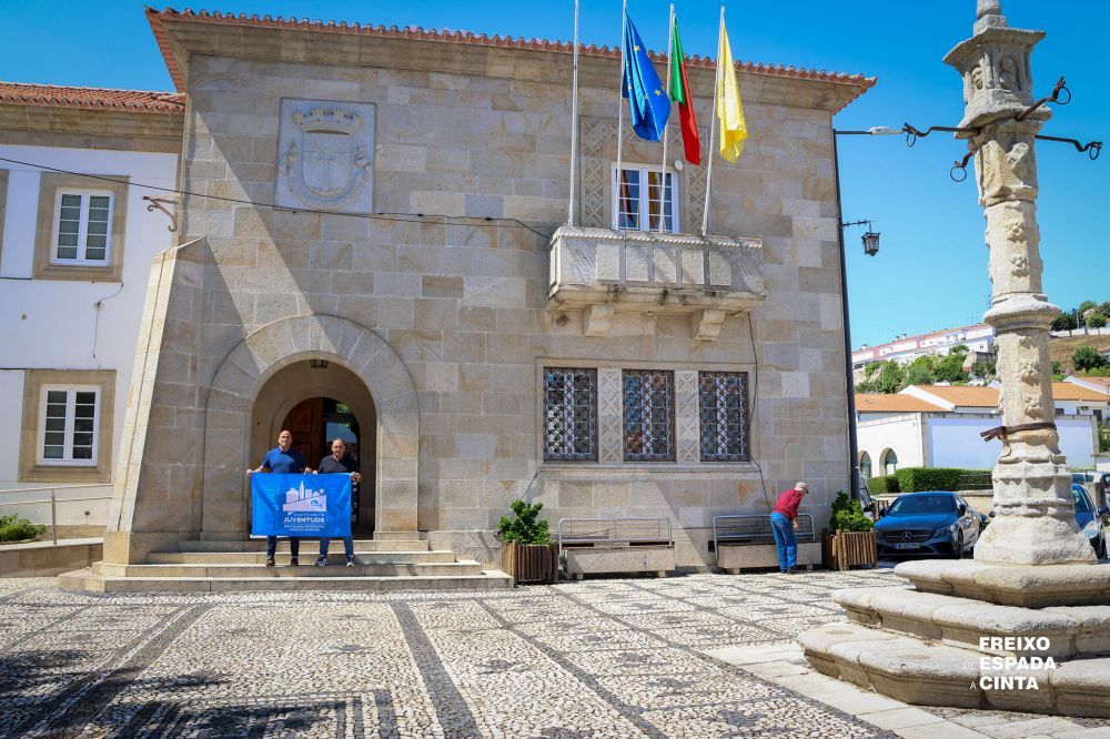Municipio de Freixo distinguido como o Selo e Bandeira de Município Amigo da Junventude