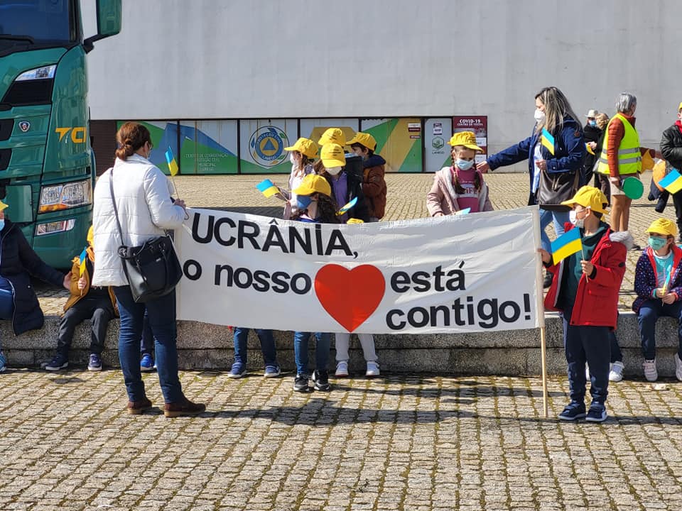 Todos juntos por um Mundo melhor – Somos Ucrânia!