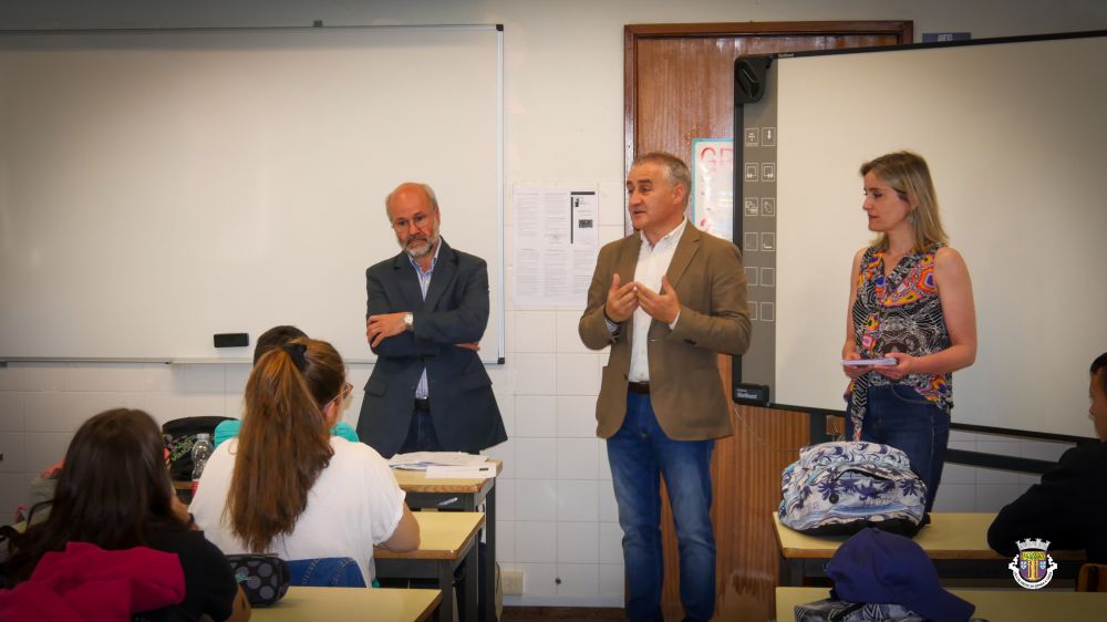 Apresentação dos Cursos de Aprendizagem (12.º ano) no AE Guerra Junqueiro