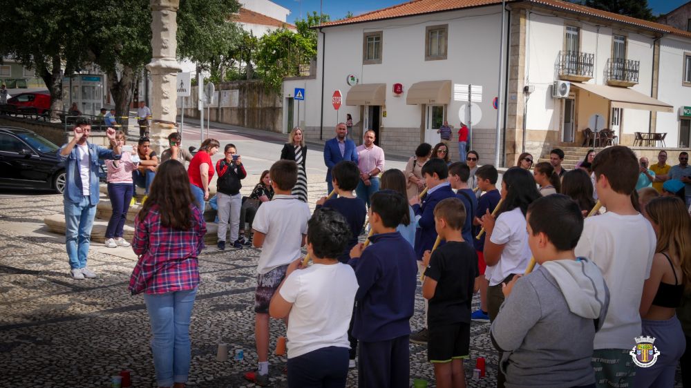 Jovens estudantes encantaram em concerto de Primavera